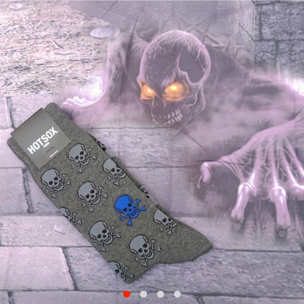 NWT Skull & Crossbones Charcoal Heather Hot Sox